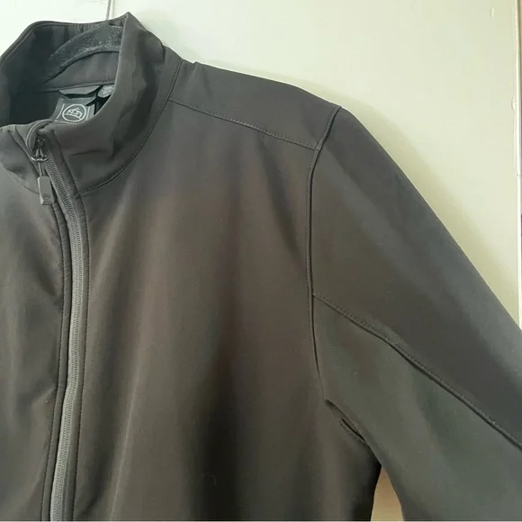 Stormtech | Zip Up Jacket - Picture 3 of 10